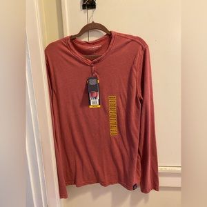 Brand new lucky brand men’s Venice burnout long sleeve t-shirt.